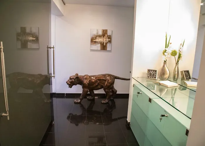 Easy Penthouse Apartment