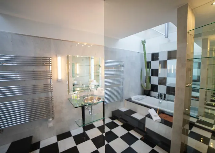 Easy Penthouse Apartment *