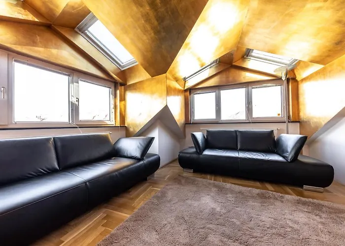 Easy Penthouse *